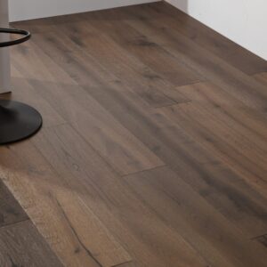 Parquet contrecollé chêne Rustique fumé huilé, teinte brun profond, 14 × 190 × 1900 mm